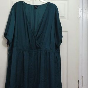 Torrid Hunter Green Cross front baby doll tunic size 5